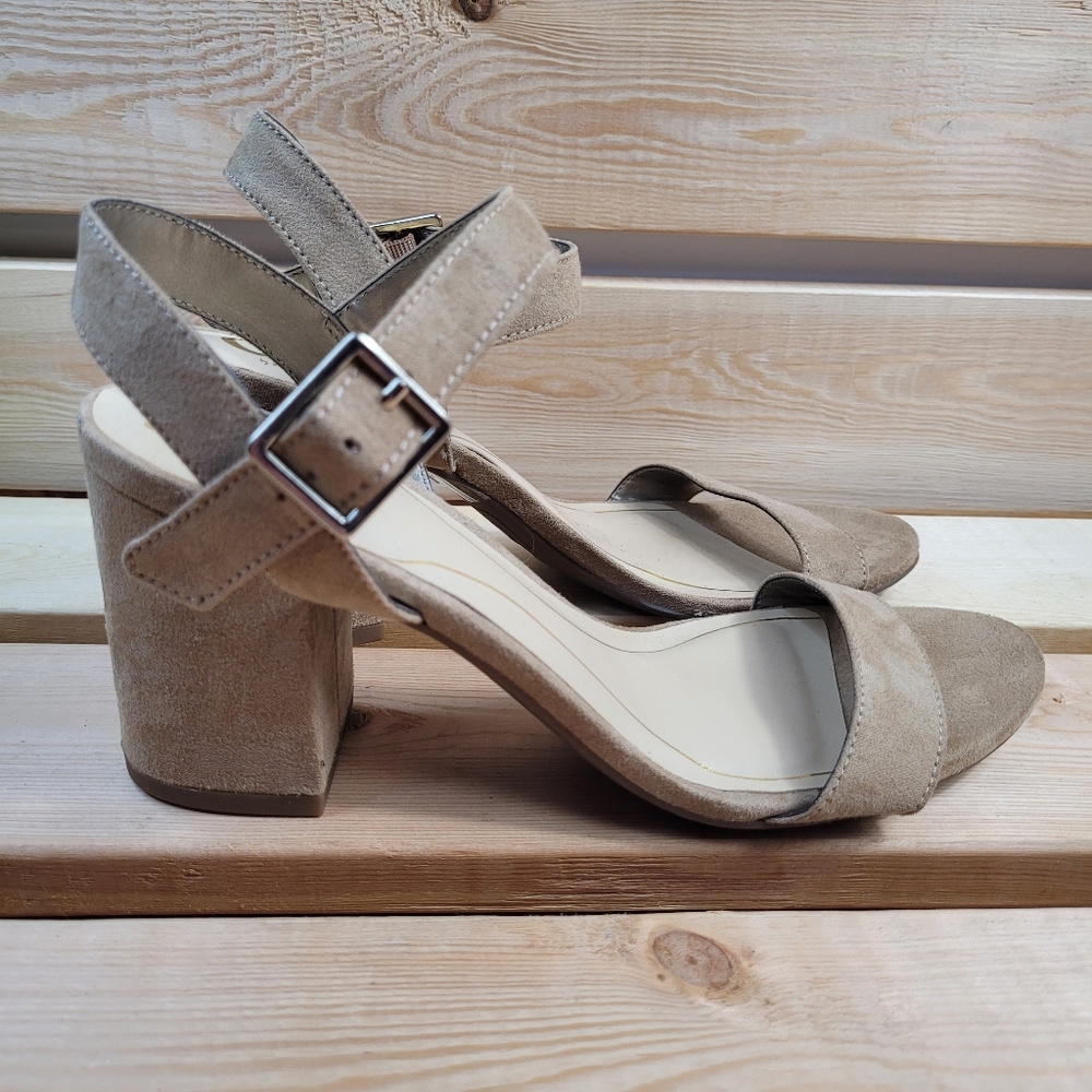 Circus by Sam Eldman heeled sandals size 6